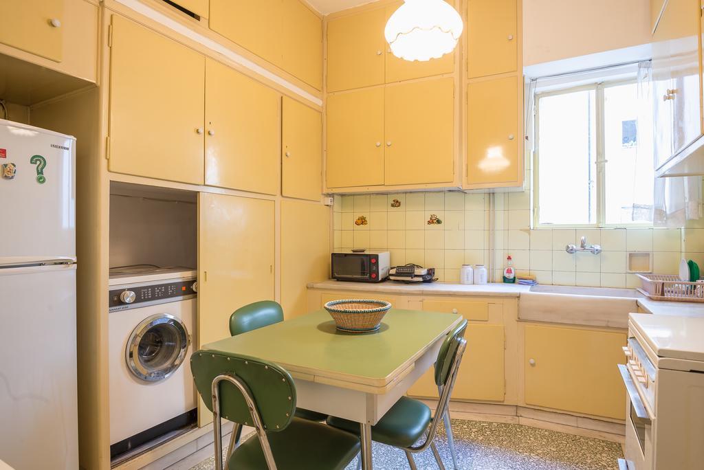 Victoria Dream Apartments Атина Екстериор снимка